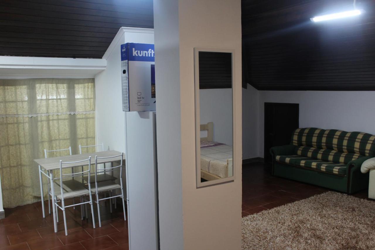 Vitorino De Nemesio Guesthouse Πόντα Ντελγκάντα Εξωτερικό φωτογραφία